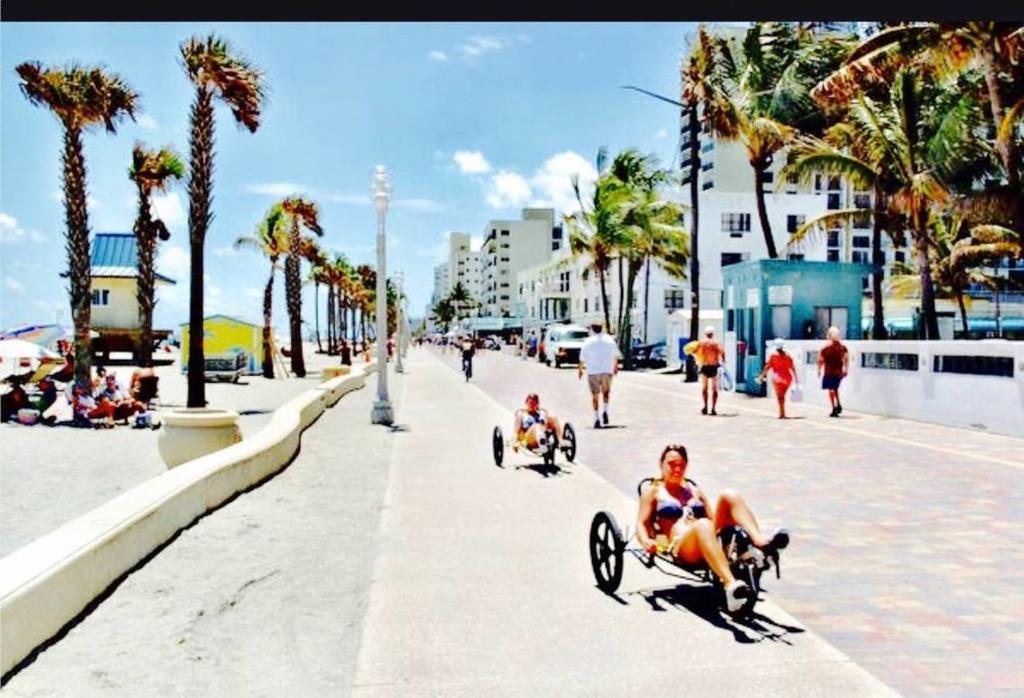 Hollywood Beachfront House Buitenkant foto